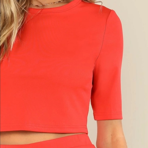 ORANGE CROP TOP - Picture 2 of 7